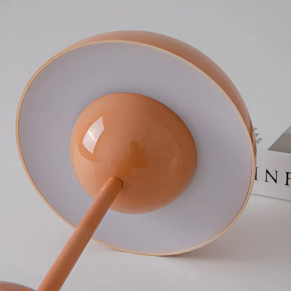 Skandinavische LED Tischlampe | Dimmbar